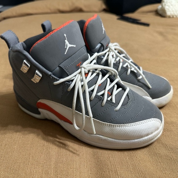 Air Jordan 12 Retro GS 'Cool Grey' size 4